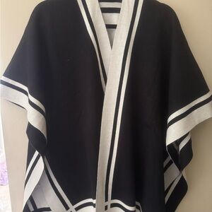 Cejon Reversible Wrap/Poncho NWOT